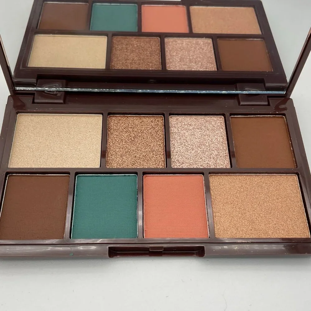I Heart Revolution Mint Chocolate Mini Eyeshadow Palette 8 Colors NIP